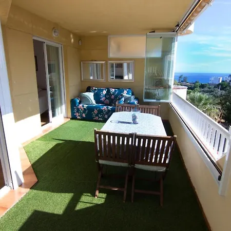 Solana Montecanada Apartment